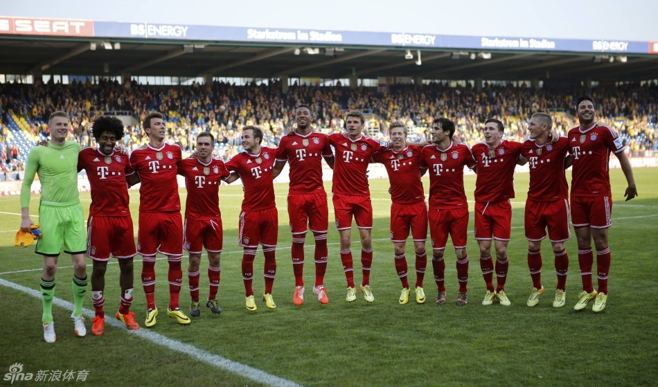 米兰总监：迈尼昂没索要800万年薪，续约谈判在积极推进中（米兰总监：迈尼昂并未提出800万年薪要求，续约谈判正积极推进）