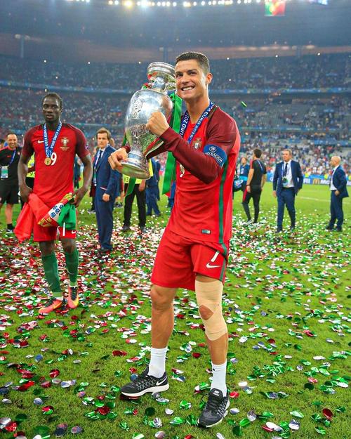 中国男子冰壶队米兰冬奥会资格赛5-2战胜菲律宾，豪取三连胜