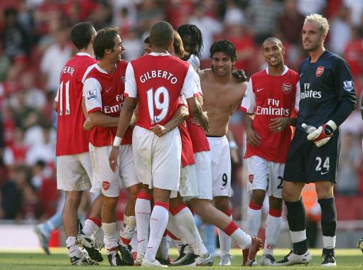 U15国足东亚杯名单：泰山足校5人领衔，申花梯队3人（东亚杯U15国足大名单出炉：泰山足校五将领衔，申花梯队三人入选）