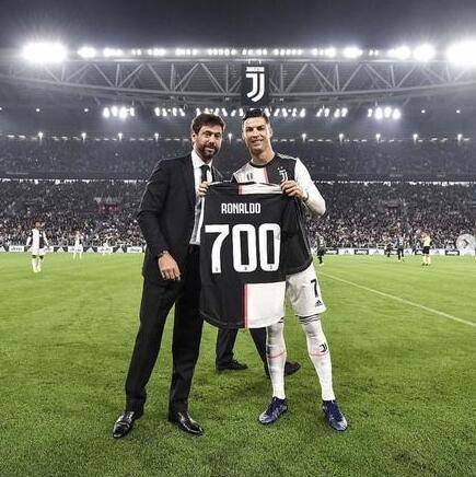 中超裁判判罚引发巨大争议（中超裁判判罚遭质疑引发热议）