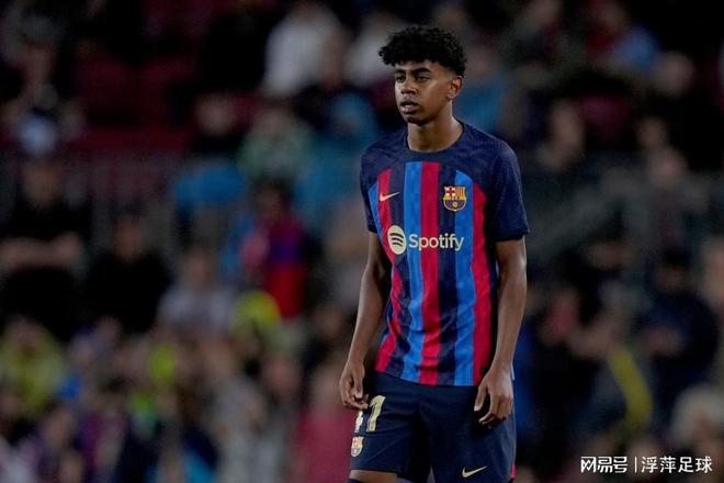 默森：斯凯利在防守时走神了，不过卡尔的进球确实精彩绝伦