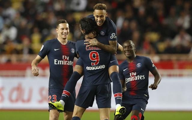 足球是空间博弈（足球，一场空间的较量）